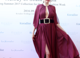 米兰达·可儿的时装周御用战袍，来自一个叫Koradior的品牌